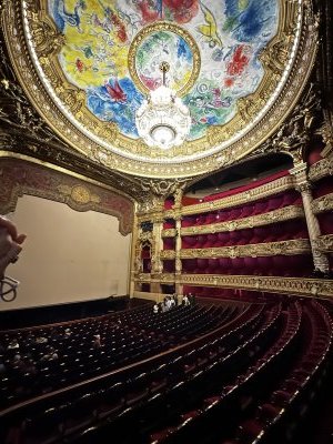 48.87190277777778,2.33197222222222