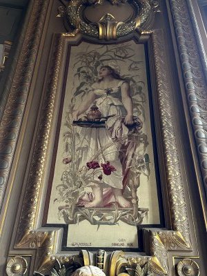 48.87199722222222,2.33263888888889