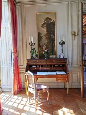 47.68437576277778,2.65121269222222