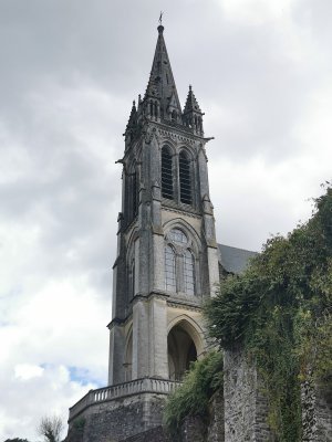 48.18424606305555,-0.12717540555556