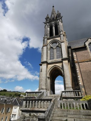 48.18431854222222,-0.12654891583333