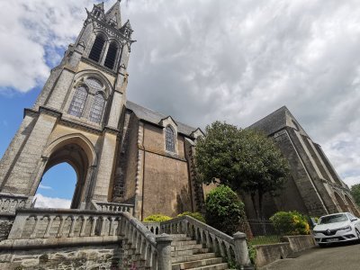 48.18468856805555,-0.12713010583333