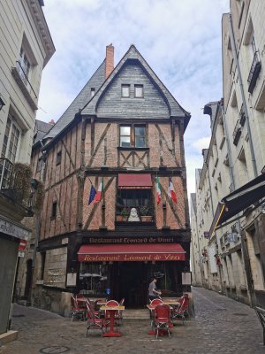 47.39415740944445,0.68200421305556