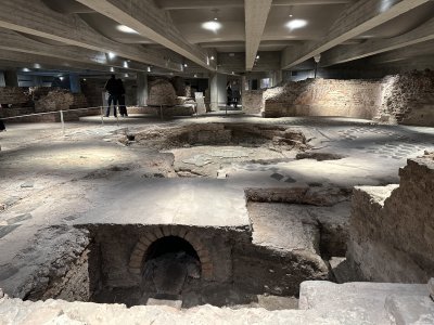 45.464275,9.19043055555556