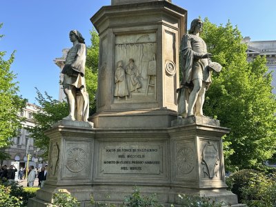 45.46691944444444,9.18996111111111