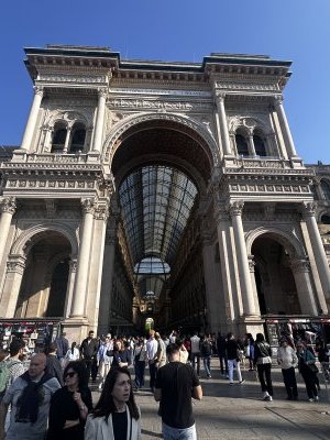 45.46456944444445,9.18996388888889