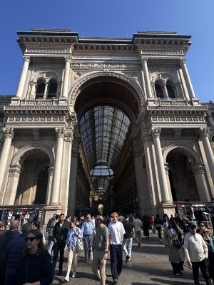 45.46455,9.18999722222222