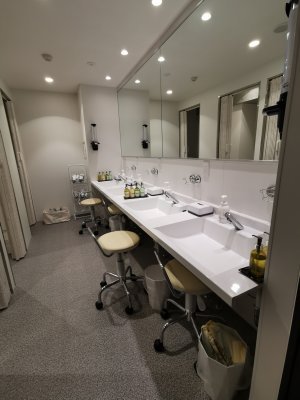 35.71084213250001,139.79202270499999