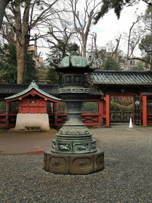 35.72011947611112,139.76086425777777