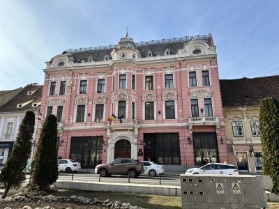 45.64255277777778,25.58888333333333