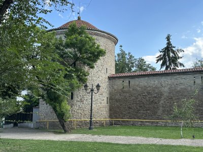 47.16548888888889,27.58994444444444