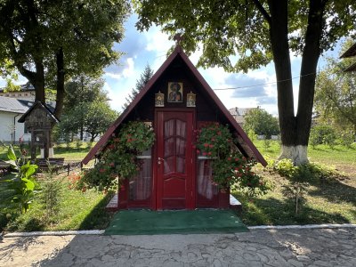 47.16475,27.58913888888889