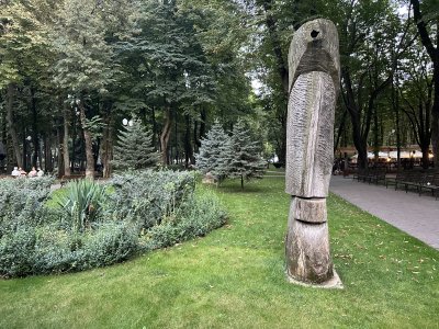 47.18687499999999,27.55915833333333