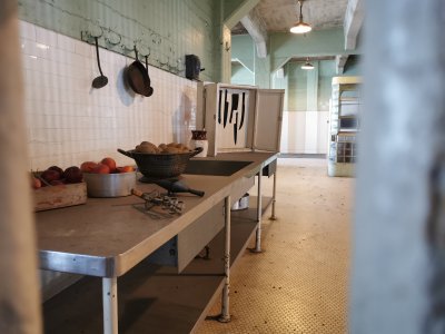 37.82683944694445,-122.42322540277779