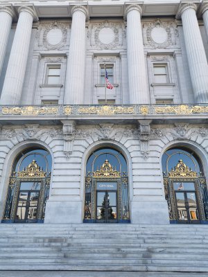 37.77937698361111,-122.41864776611112