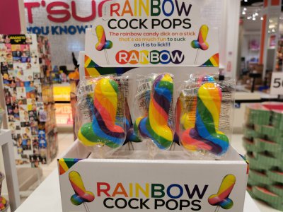 37.78614807111111,-122.40618896472223