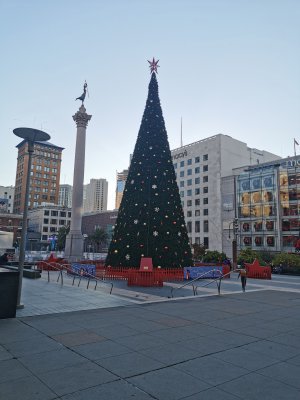 37.78556823722222,-122.40902709944444