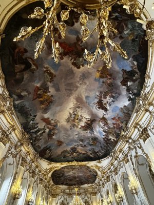 48.18526388888888,16.31245