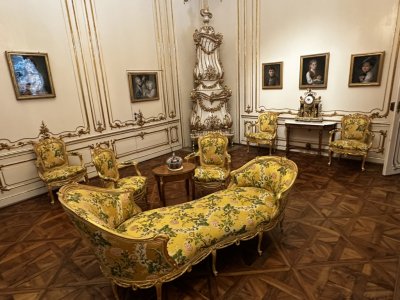 48.18501388888888,16.31104722222222