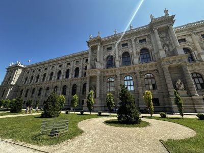 48.20568333333333,16.35923055555556